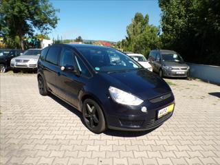 Ford S-MAX 2,0 TDCi  NAVI,TAŽNÉ ZAŘÍZENÍ kombi