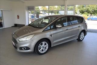 Ford S-MAX 2,0 TDCi, 7-míst,NAVI,serviska, MPV