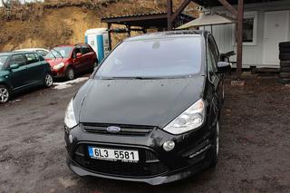 Ford S-MAX 2.0 TDCi 7. míst Power Shift MPV