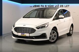 Ford S-MAX 140 KW LED ACC 7 Míst Tažné We MPV