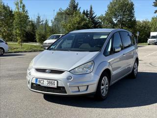 Ford S-MAX 2,0 TDCi 103kW Výhřev,PDC,Tažn MPV