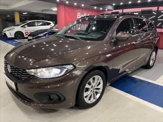 Fiat Tipo 1,4 i T-JET + zimní Alu kombi