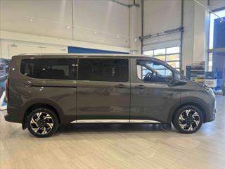 Ford Tourneo 2,5 PHEV 171 kW/232 k Custom A kombi - Foto 4