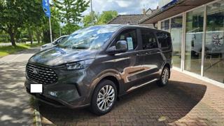 Ford Tourneo Custom TITANIUM L1 minibus