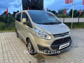 Ford Tourneo Custom 2.2TDCi, ČR minibus