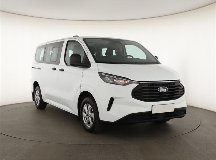 Ford Transit Custom - ilustrační obrázek