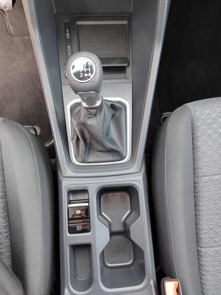 Ford Tourneo Connect 2,0 EcoBlue 90kW/122 koní 6 st. manuál AWD TITANIUM L1 MPV - Foto 25
