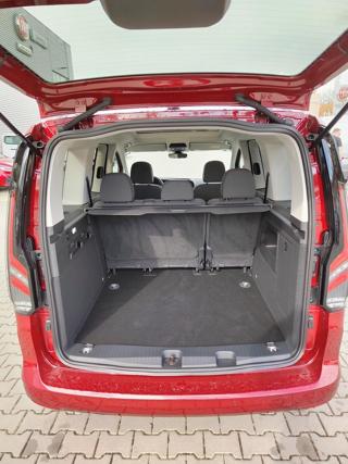 Ford Tourneo Connect 2,0 EcoBlue 90kW/122 koní 6 st. manuál AWD TITANIUM L1 MPV - Foto 17
