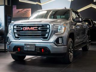 GMC Sierra 5.3 V8 4WD, AT4 Multi Korba pick up
