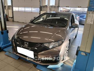 Honda Civic 1.8 i-VTEC, ČR hatchback