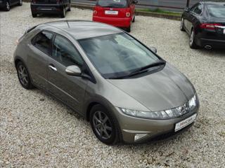 Honda Civic 1,8 i 103kW Comfort hatchback
