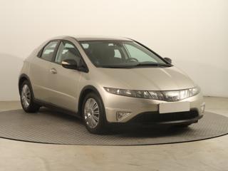 Honda Civic 1.8 i 103kW hatchback
