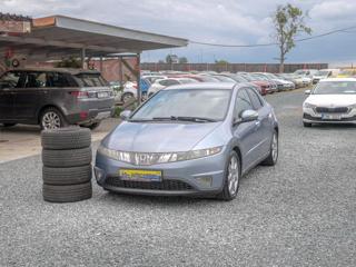 Honda Civic ČR 2.2D 103KW – 2x PNEU hatchback