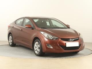 Hyundai Elantra 1.6 97kW sedan