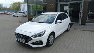 Hyundai i30 1,5  DPi komfort hatchback