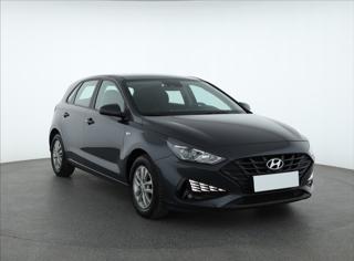 Hyundai i30 1.5 DPI 81kW hatchback benzin