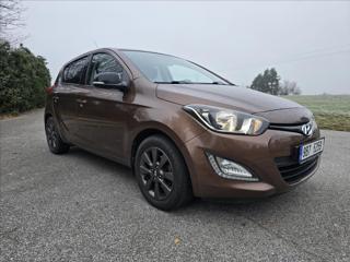 Hyundai i20 1,2 i 63kW Family Space hatchback