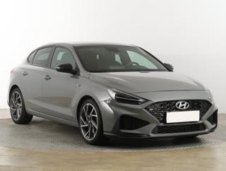 Hyundai i30 1.5 T-GDI MHEV 117kW hatchback