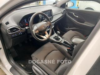 Hyundai i30 1.4T hatchback