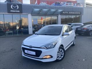 Hyundai i20 1,3 i Family ČR 2xKOLA SENZORY hatchback