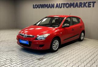 Hyundai i30 1,4 i CVVT Start hatchback