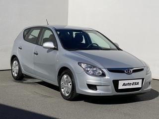 Hyundai i30 1.4 i hatchback