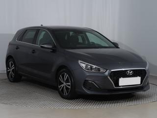 Hyundai i30 1.4 T-GDI 103kW hatchback