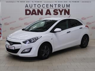 Hyundai i30 1,4 i 73kW CVVT Trikolor hatchback