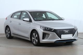 Hyundai Ioniq Plug-in-Hybrid 104kW hatchback