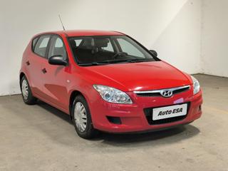 Hyundai i30 1.4CVVT, ČR hatchback