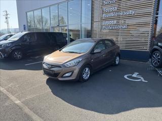 Hyundai i30 1,6 Trikolor hatchback