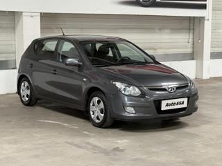 Hyundai i30 1.4i, Serv.kniha hatchback