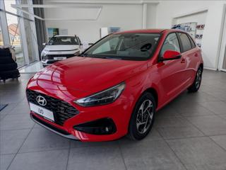 Hyundai i30 1,5 i  Family MY25 hatchback