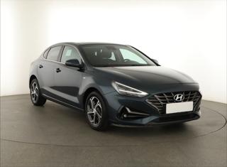 Hyundai i30 1.5 T-GDI MHEV 117kW hatchback