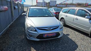 Hyundai i30 1,4 i CVVT Trikolor hatchback
