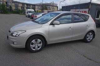 Hyundai i30 1,6i ČR ! NAJ.115000 km !!! hatchback
