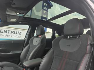 Hyundai i30 1.6-N-LINE-PANORAMA-V ZÁRUCE hatchback