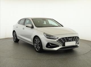 Hyundai i30 1.5 T-GDI MHEV 117kW hatchback
