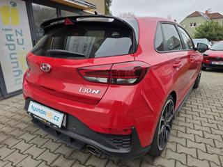 Hyundai i30 2.0N-ZÁRUKA-NÍZKÉ KM-1.MAJITEL hatchback - Foto 10