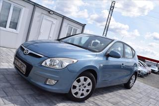 Hyundai i30 1,6 CRDi 66KW COMFORT+ 2XKOLA hatchback