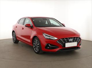 Hyundai i30 1.5 T-GDI MHEV 118kW hatchback