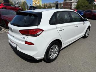 Hyundai i30 1,4 CVVT Comfort 1.ČR 2xALU hatchback - Foto 5