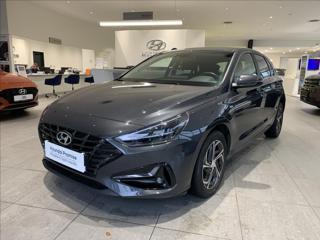 Hyundai i30 1,5 T-GDI 117kW MT Smart Navi hatchback
