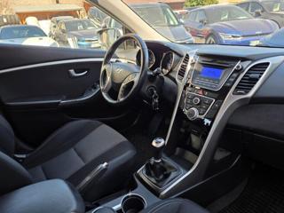 Hyundai i30 1.4-1.maj.-LPG-TAŽNÉ-KLIMA hatchback - Foto 3