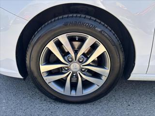 Hyundai i30 1,4 TGDi AT Style PLNÁ VÝBAVA hatchback - Foto 34