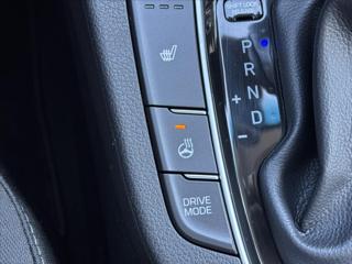 Hyundai i30 1,4 TGDi AT Style PLNÁ VÝBAVA hatchback - Foto 25