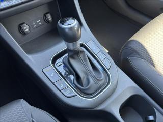 Hyundai i30 1,4 TGDi AT Style PLNÁ VÝBAVA hatchback - Foto 24