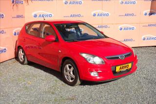 Hyundai i30 1,4 i, ČR, SERV.KN., COMFORT. hatchback