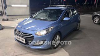 Hyundai i30 1.6 i hatchback
