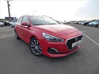 Hyundai i30 1,6 CRDi,100kW,,LED,koupeno ČR,Navi,serviska  Style kombi